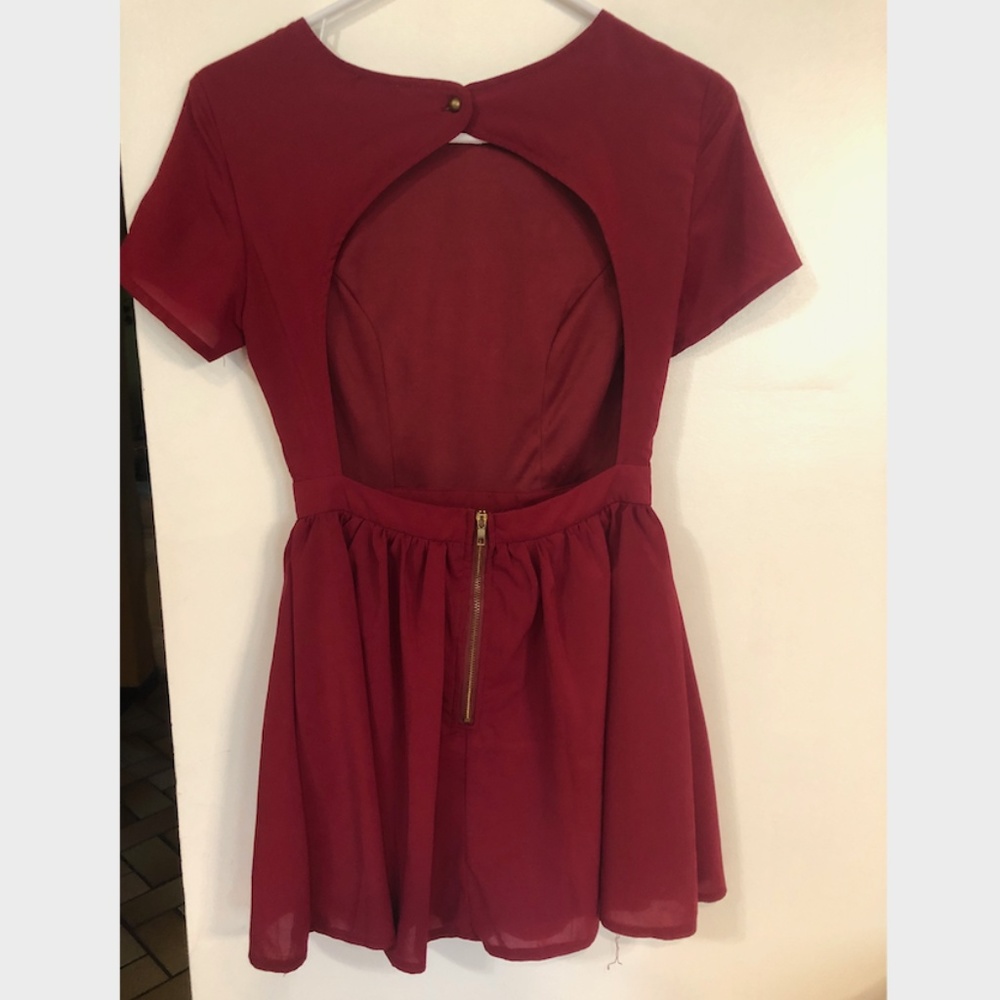 Tobi Open Back Dress